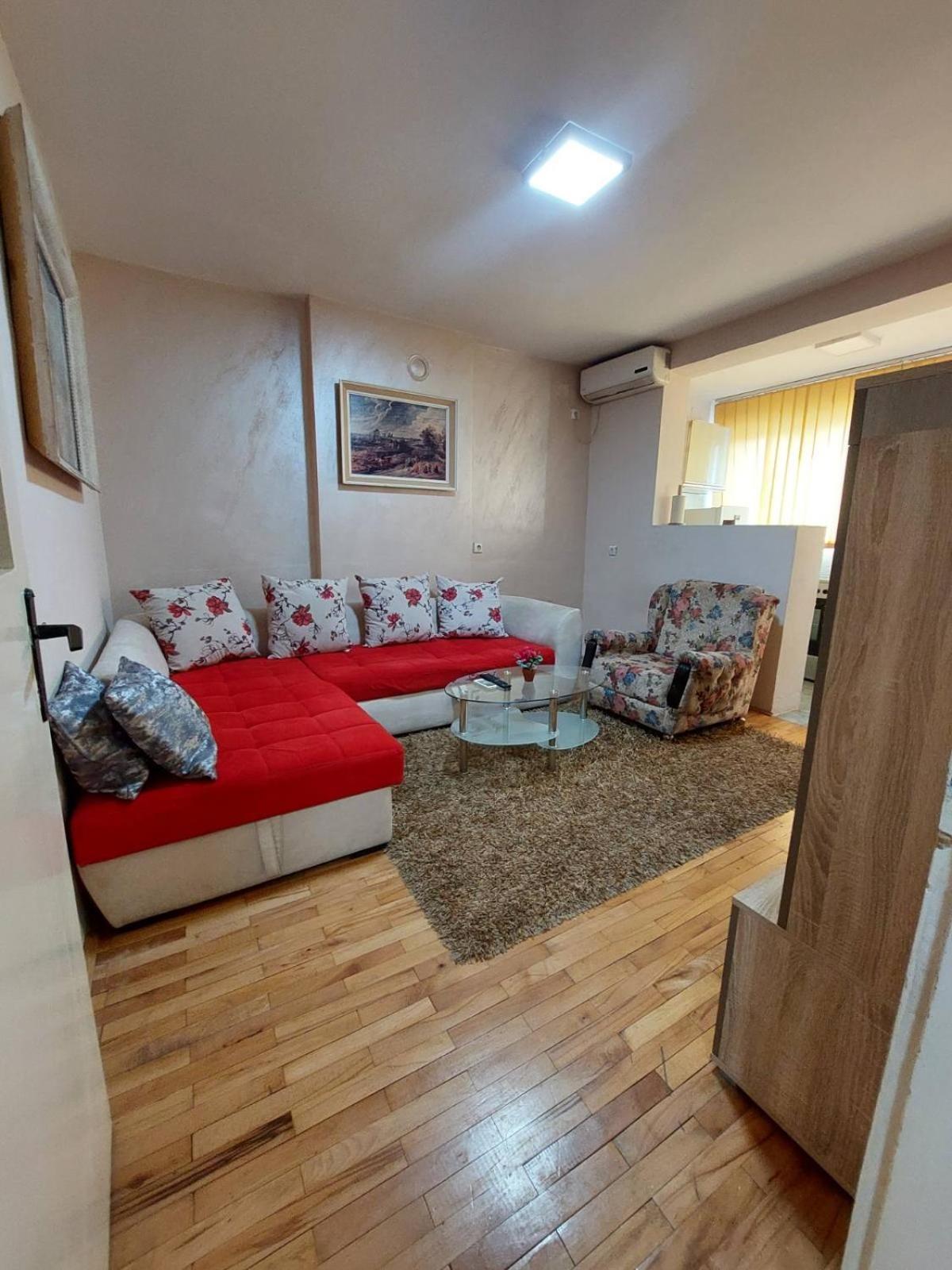 Apartment Vuk Podgorica Eksteriør bilde